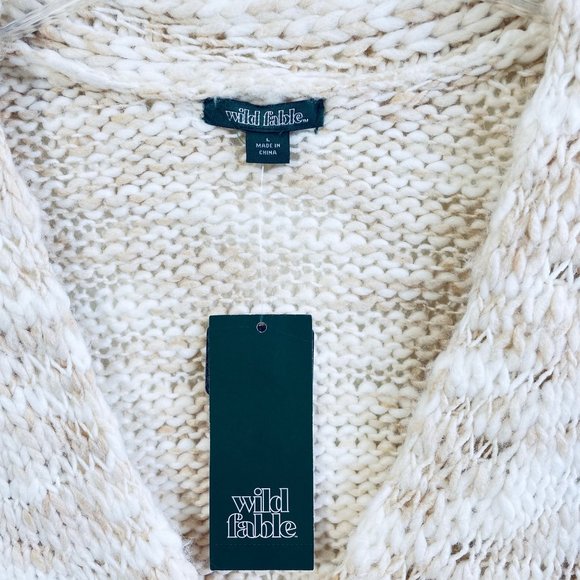 Wild Fable Large Cream Women's Rhinestone Button Front Cropped V-Neck Cardigan - Picture 10 of 13